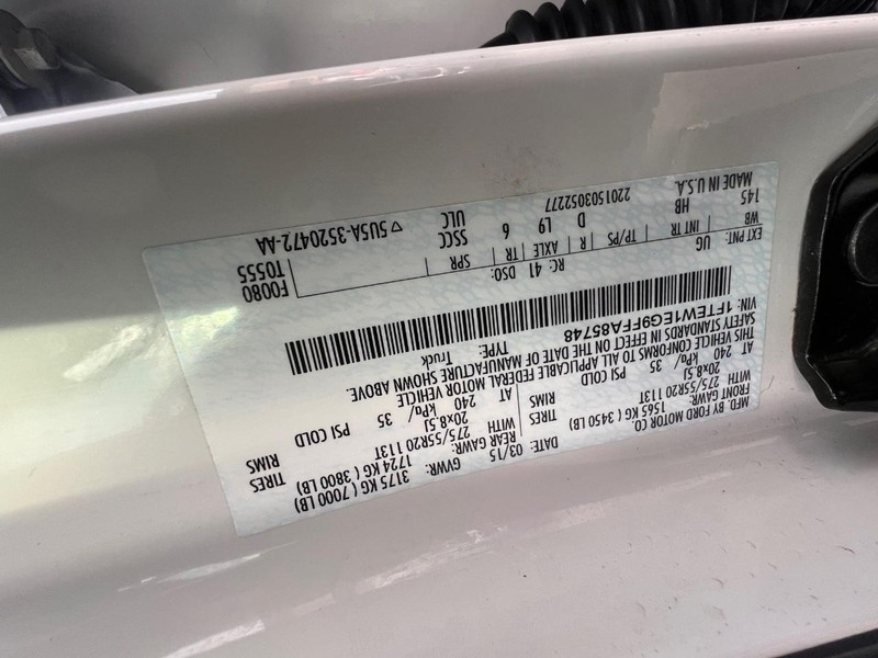 Ford F-150 Vehicle Full-screen Gallery Image 56