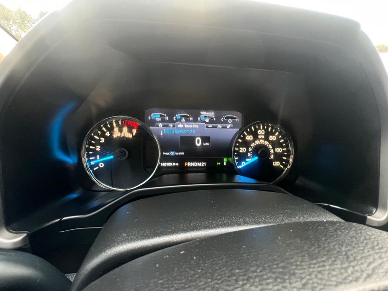 Ford F-150 Vehicle Full-screen Gallery Image 57