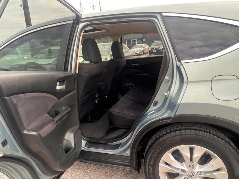 Honda CR-V Vehicle Full-screen Gallery Image 17