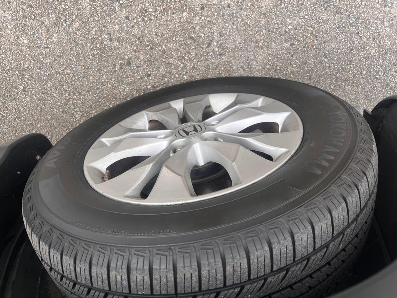 Honda CR-V Vehicle Full-screen Gallery Image 34