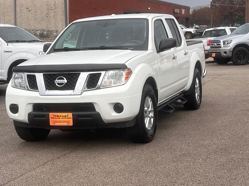 Nissan Frontier Vehicle Full-screen Gallery Image 7