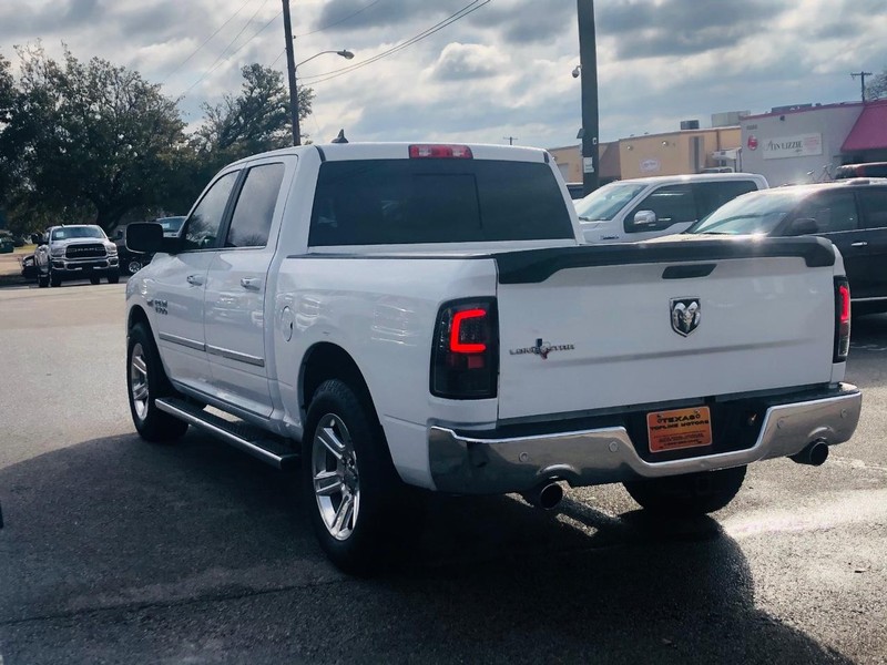 Ram 1500 Vehicle Full-screen Gallery Image 10