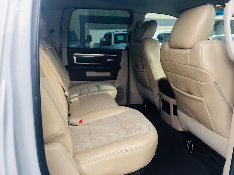 Ram 1500 Vehicle Full-screen Gallery Image 31