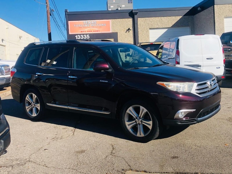 Toyota Highlander Vehicle Full-screen Gallery Image 05