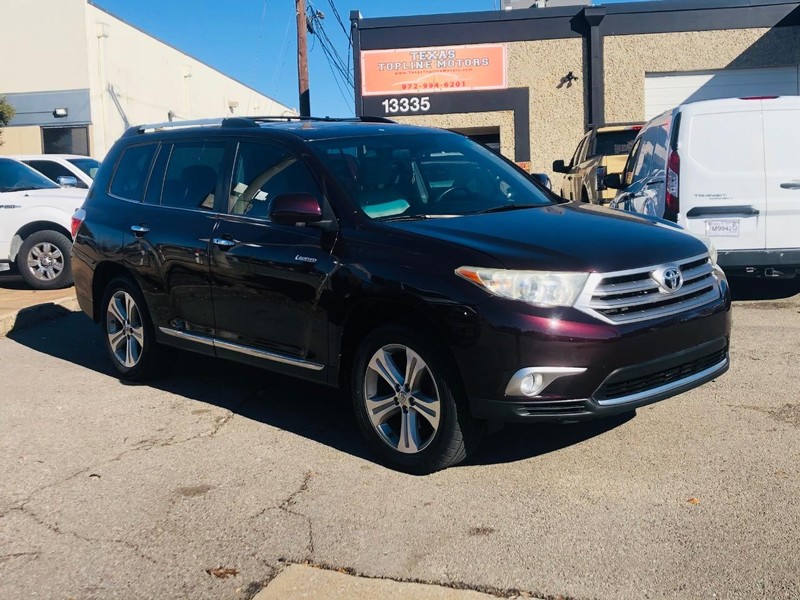 Toyota Highlander Vehicle Full-screen Gallery Image 06