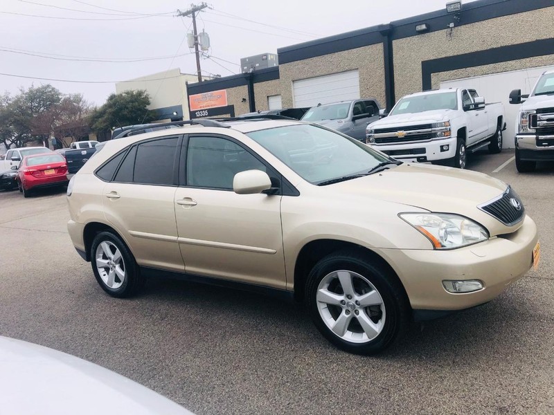 Lexus RX 330 Vehicle Full-screen Gallery Image 11
