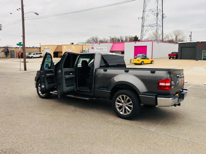 Ford F-150 Vehicle Full-screen Gallery Image 44