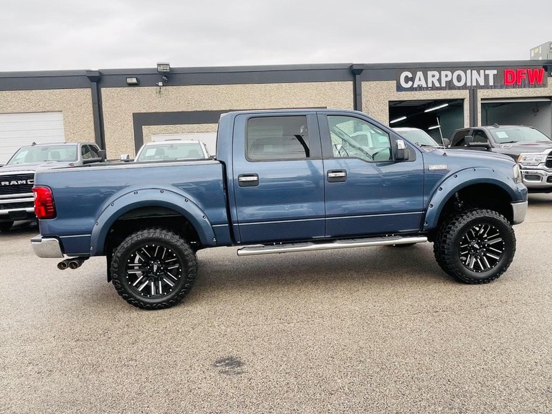 Ford F-150 Vehicle Full-screen Gallery Image 05