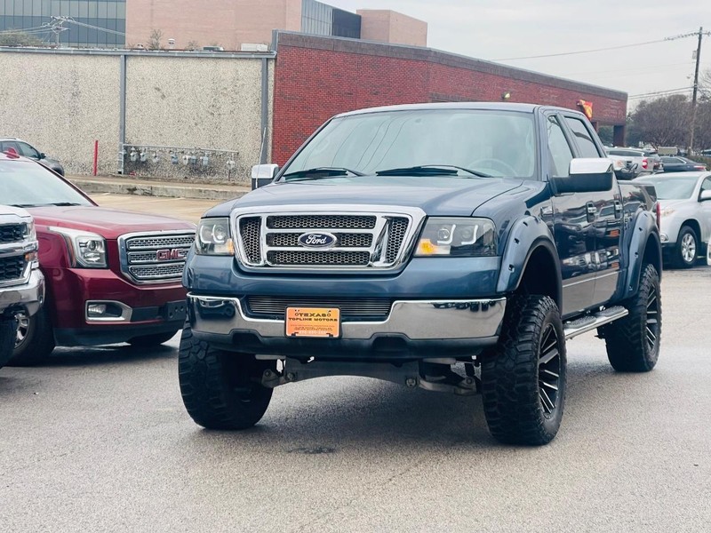Ford F-150 Vehicle Full-screen Gallery Image 11