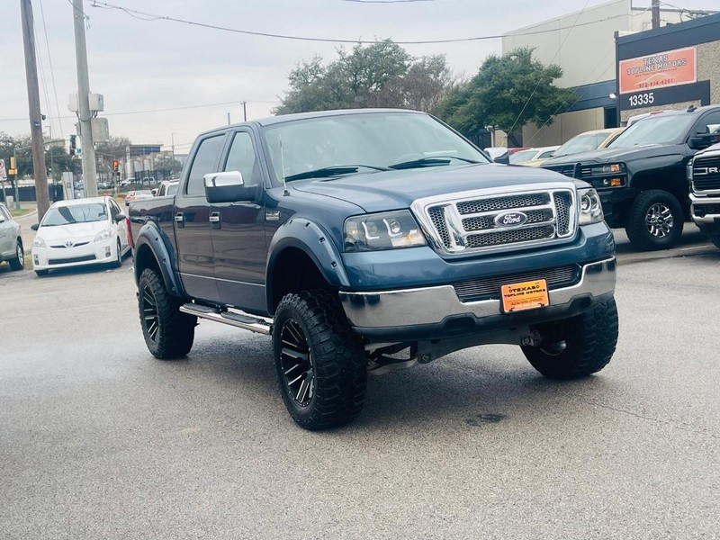 Ford F-150 Vehicle Full-screen Gallery Image 16