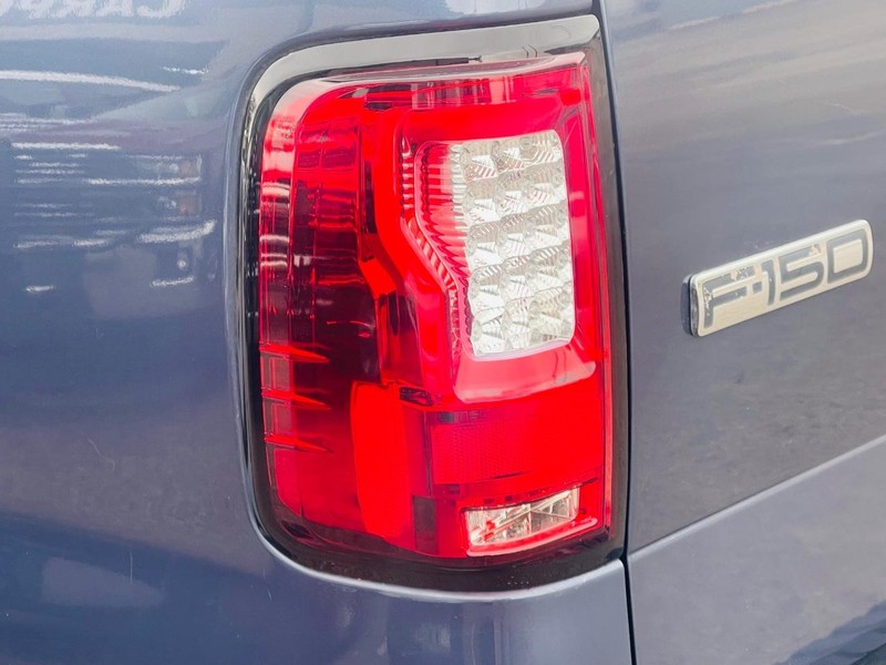 Ford F-150 Vehicle Full-screen Gallery Image 45