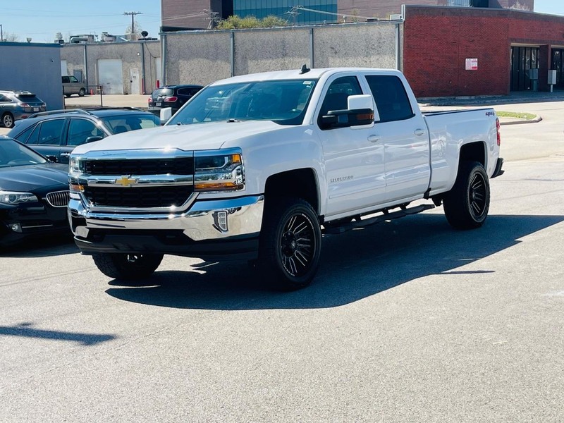 Chevrolet Silverado 1500 Vehicle Full-screen Gallery Image 07
