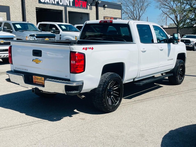 Chevrolet Silverado 1500 Vehicle Full-screen Gallery Image 11