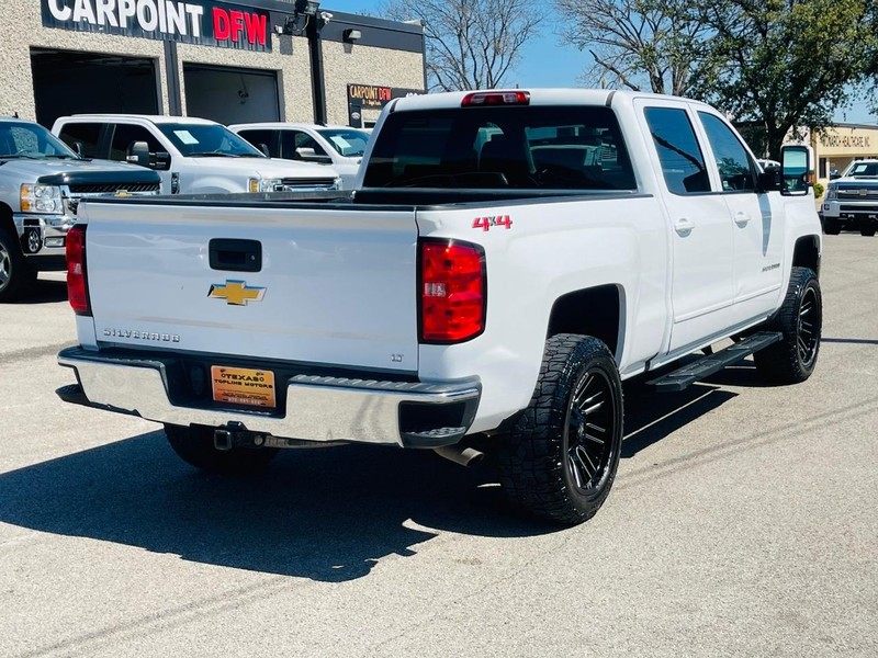 Chevrolet Silverado 1500 Vehicle Full-screen Gallery Image 13