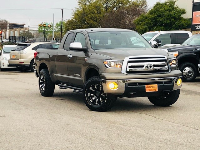 more details - toyota tundra 4wd truck