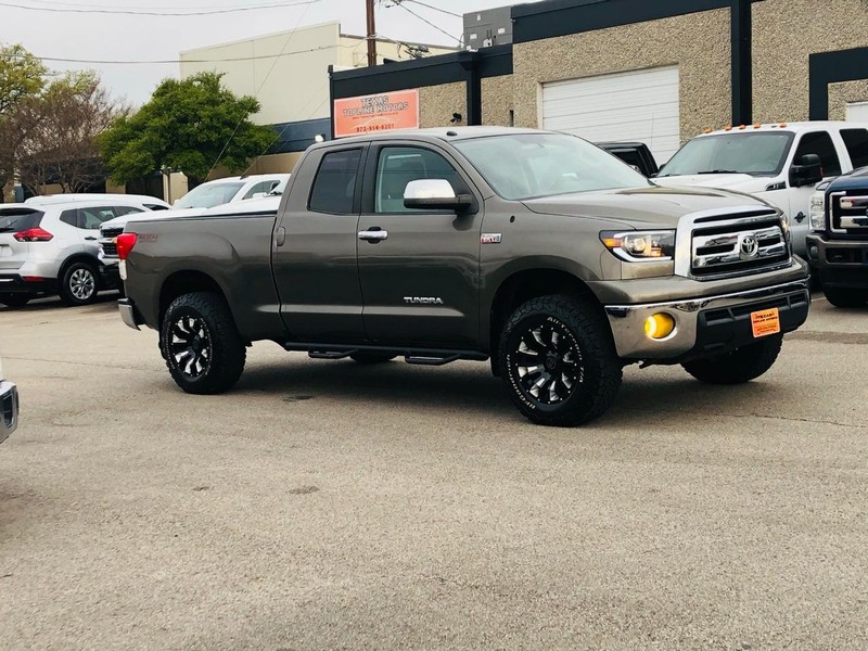 Toyota Tundra 4WD Truck Vehicle Full-screen Gallery Image 7