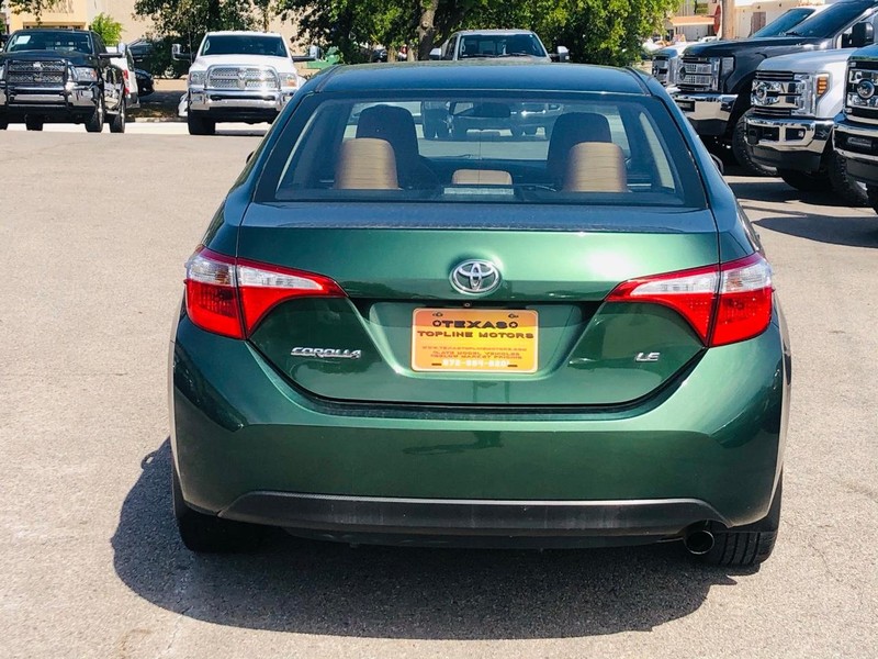 Toyota Corolla Vehicle Full-screen Gallery Image 03