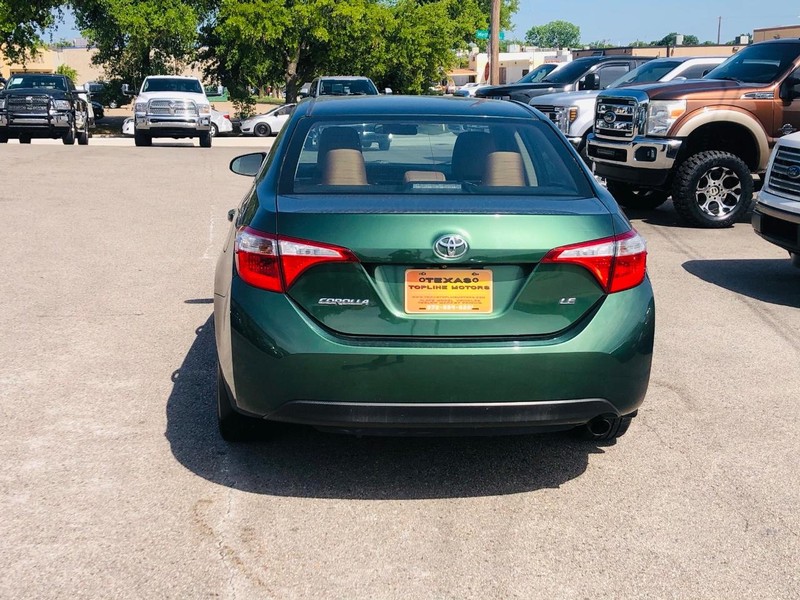 Toyota Corolla Vehicle Full-screen Gallery Image 10