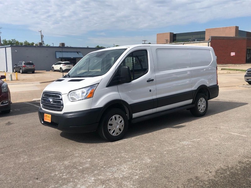 Ford Transit Van Vehicle Full-screen Gallery Image 4