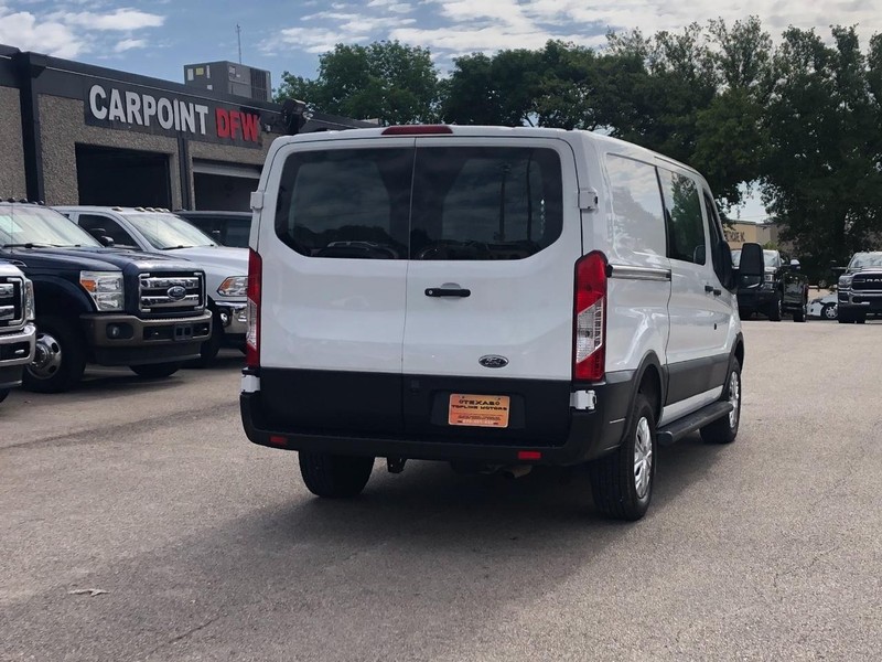 Ford Transit Van Vehicle Full-screen Gallery Image 7