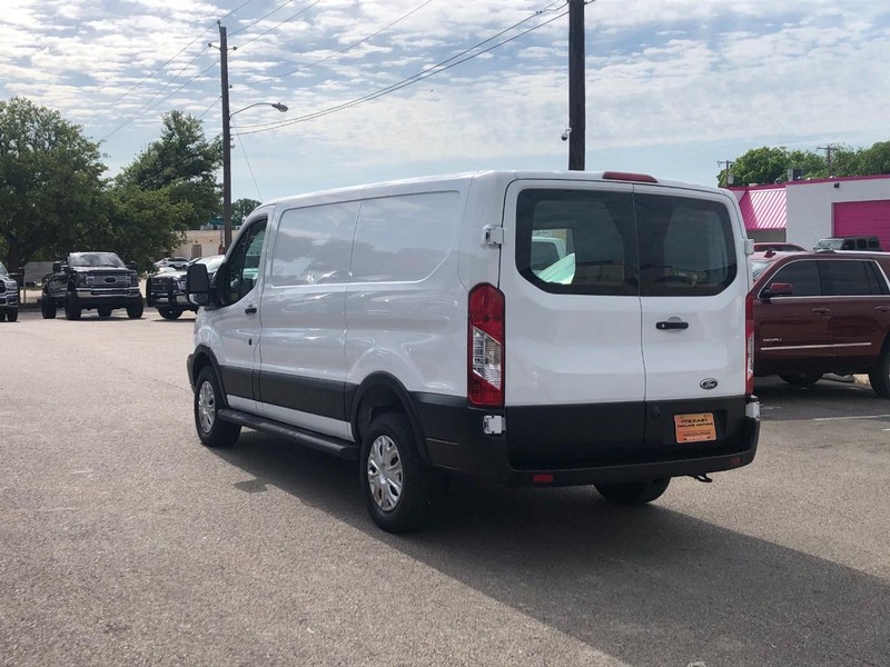 Ford Transit Van Vehicle Full-screen Gallery Image 9