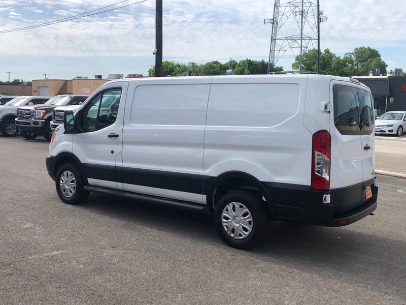 Ford Transit Van Vehicle Full-screen Gallery Image 10