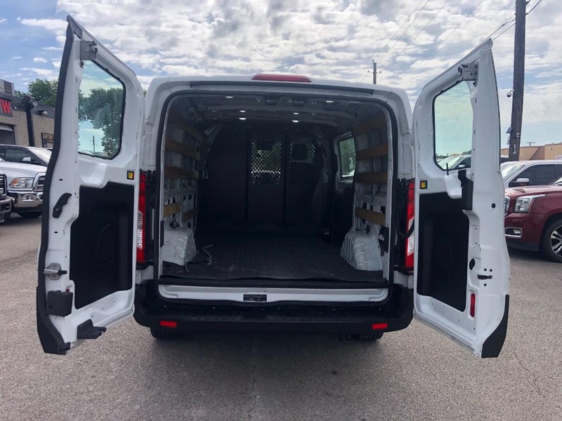 Ford Transit Van Vehicle Full-screen Gallery Image 11