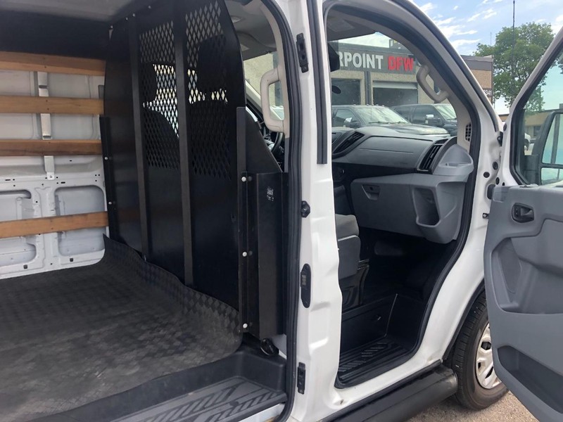 Ford Transit Van Vehicle Full-screen Gallery Image 19