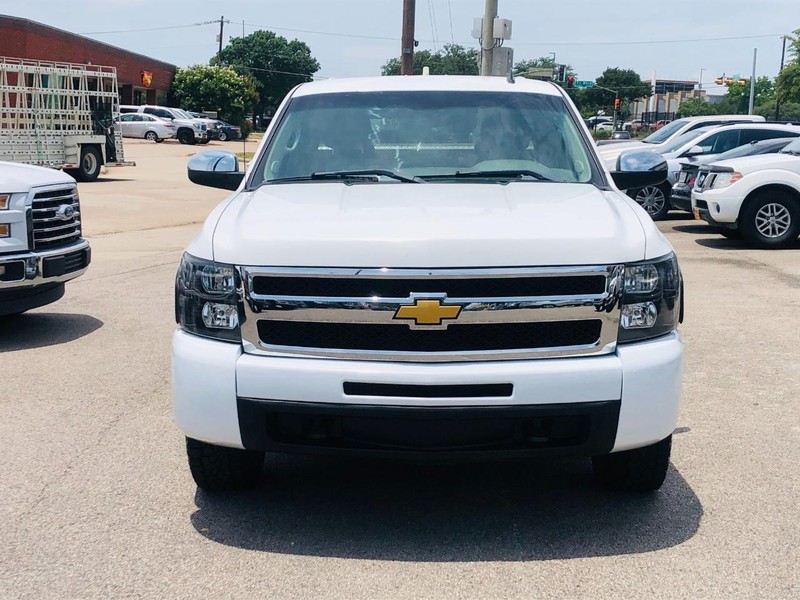 Chevrolet Silverado 1500 Vehicle Full-screen Gallery Image 7