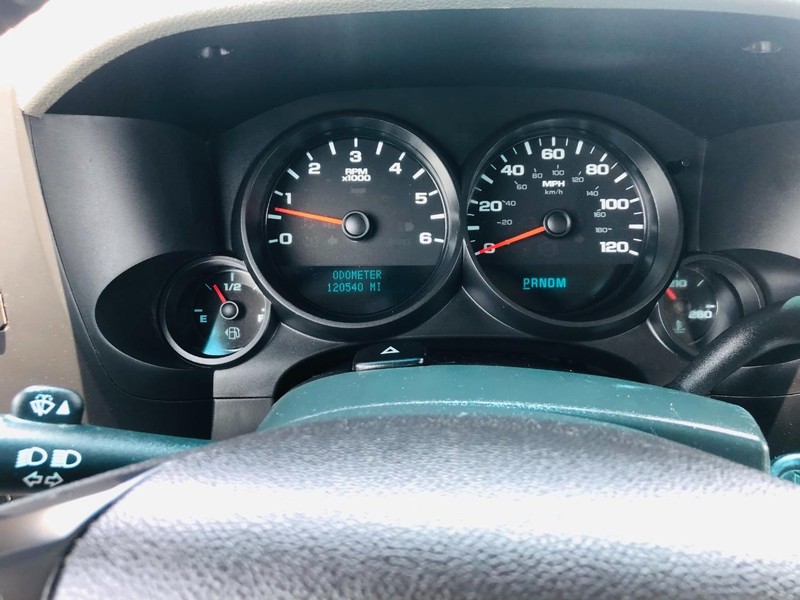 Chevrolet Silverado 1500 Vehicle Full-screen Gallery Image 27