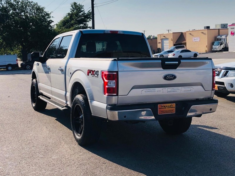 Ford F-150 Vehicle Full-screen Gallery Image 07