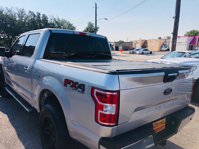 Ford F-150 Vehicle Full-screen Gallery Image 14