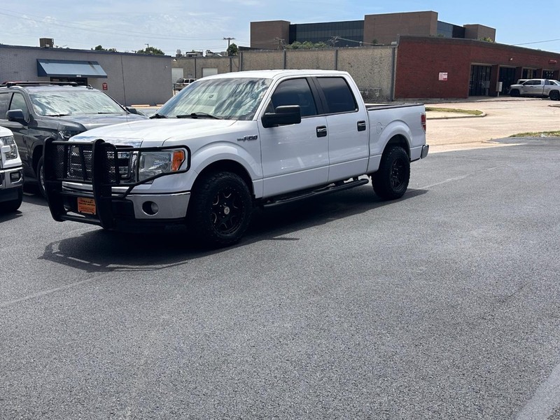 Ford F-150 Vehicle Full-screen Gallery Image 07