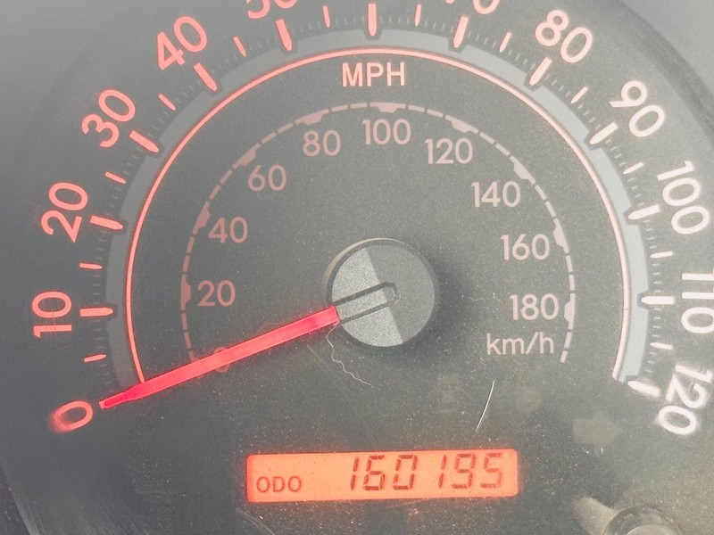 Toyota Tundra 4WD Truck Vehicle Full-screen Gallery Image 23