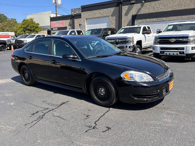 Chevrolet Impala Police Vehicle Full-screen Gallery Image 4