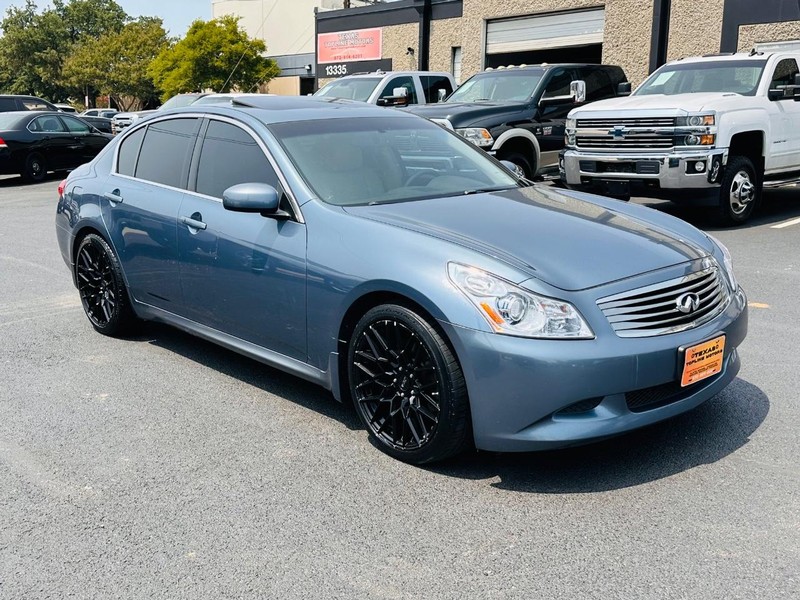 INFINITI G35 Sedan Vehicle Full-screen Gallery Image 05