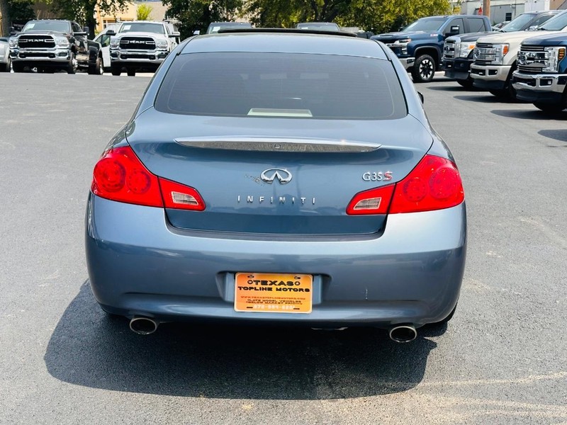 INFINITI G35 Sedan Vehicle Full-screen Gallery Image 08