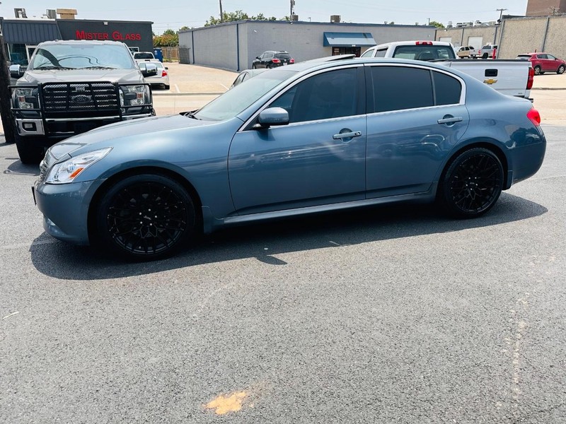 INFINITI G35 Sedan Vehicle Full-screen Gallery Image 11