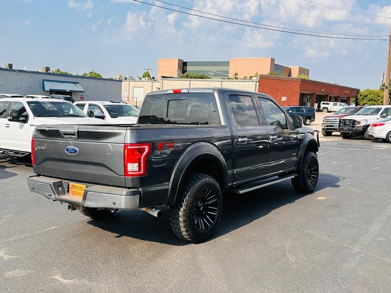 Ford F-150 Vehicle Full-screen Gallery Image 08