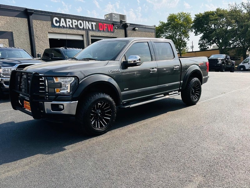 Ford F-150 Vehicle Full-screen Gallery Image 11