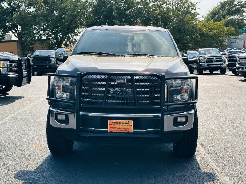 Ford F-150 Vehicle Full-screen Gallery Image 12