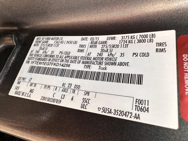 Ford F-150 Vehicle Full-screen Gallery Image 31