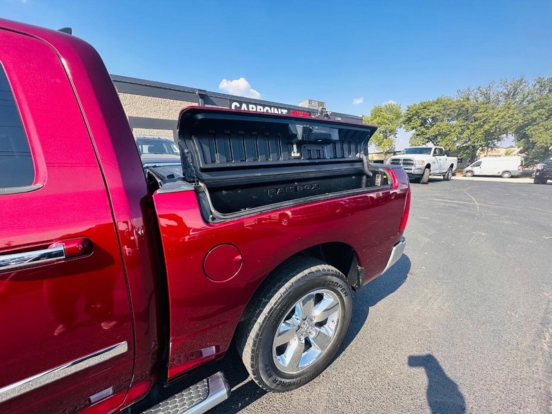 Ram 1500 Vehicle Full-screen Gallery Image 22