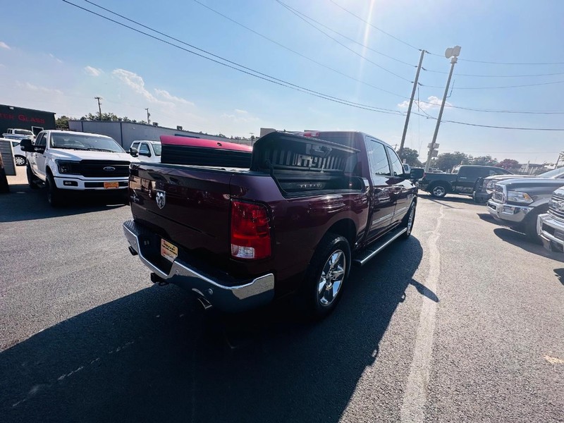 Ram 1500 Vehicle Full-screen Gallery Image 27