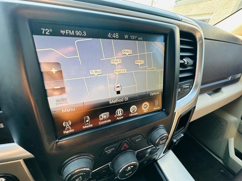 Ram 1500 Vehicle Full-screen Gallery Image 37