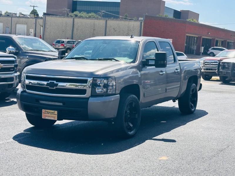 Chevrolet Silverado 1500 Vehicle Full-screen Gallery Image 5