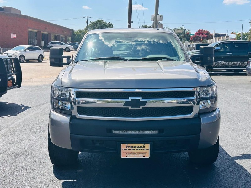 Chevrolet Silverado 1500 Vehicle Full-screen Gallery Image 8