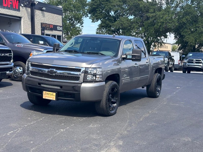 Chevrolet Silverado 1500 Vehicle Full-screen Gallery Image 19