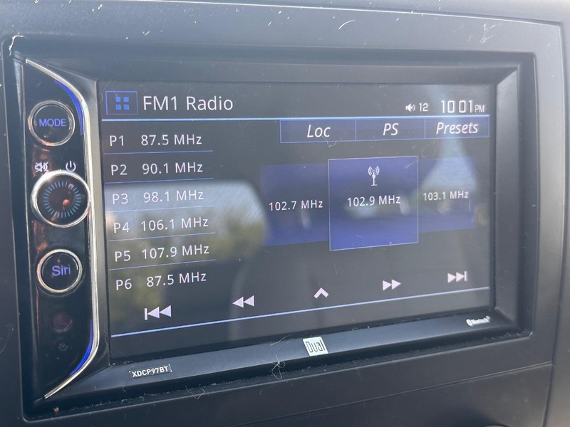 Chevrolet Silverado 1500 Vehicle Full-screen Gallery Image 39