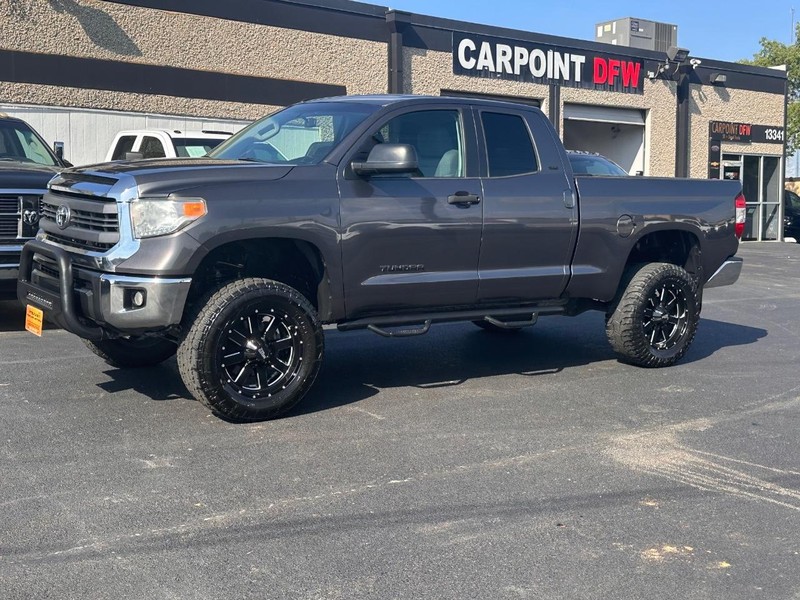 Toyota Tundra 2WD Truck Vehicle Full-screen Gallery Image 13